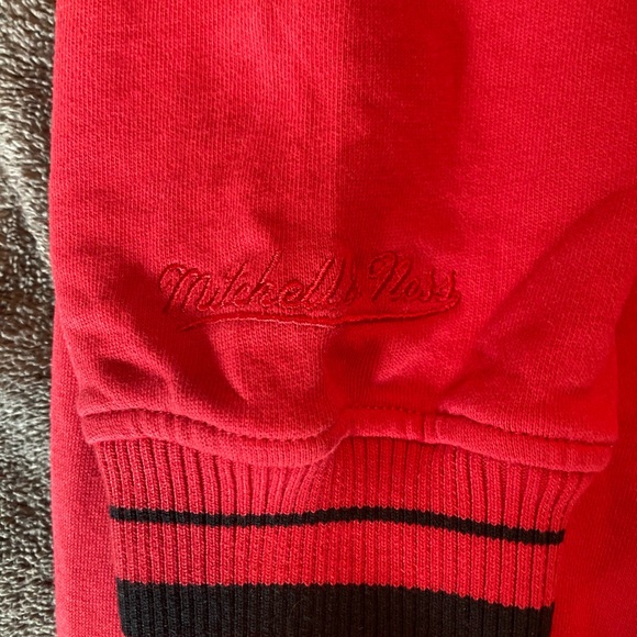 Chicago bulls Windy City Mitchell & ness crew neck - Picture 2 of 6